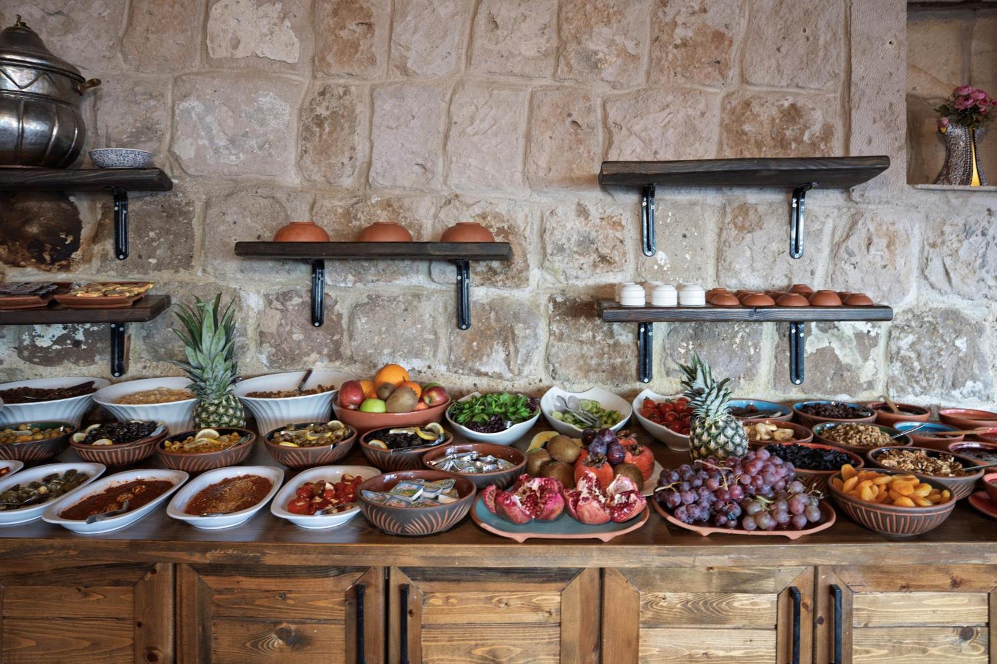 Grand Cave Suites Goreme Bagian luar foto