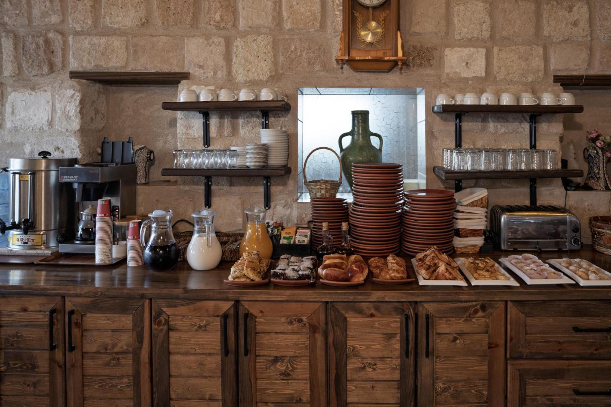 Grand Cave Suites Goreme Bagian luar foto