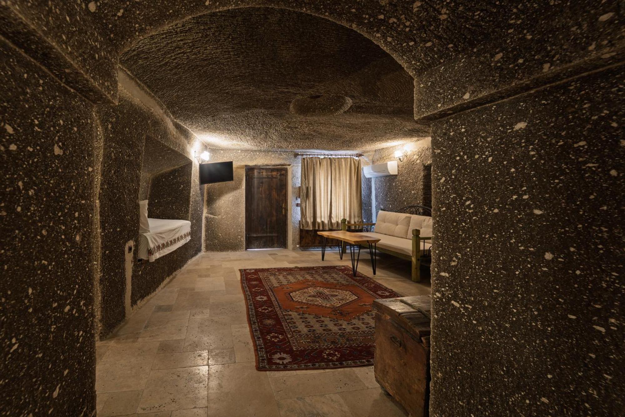 Grand Cave Suites Goreme Bagian luar foto