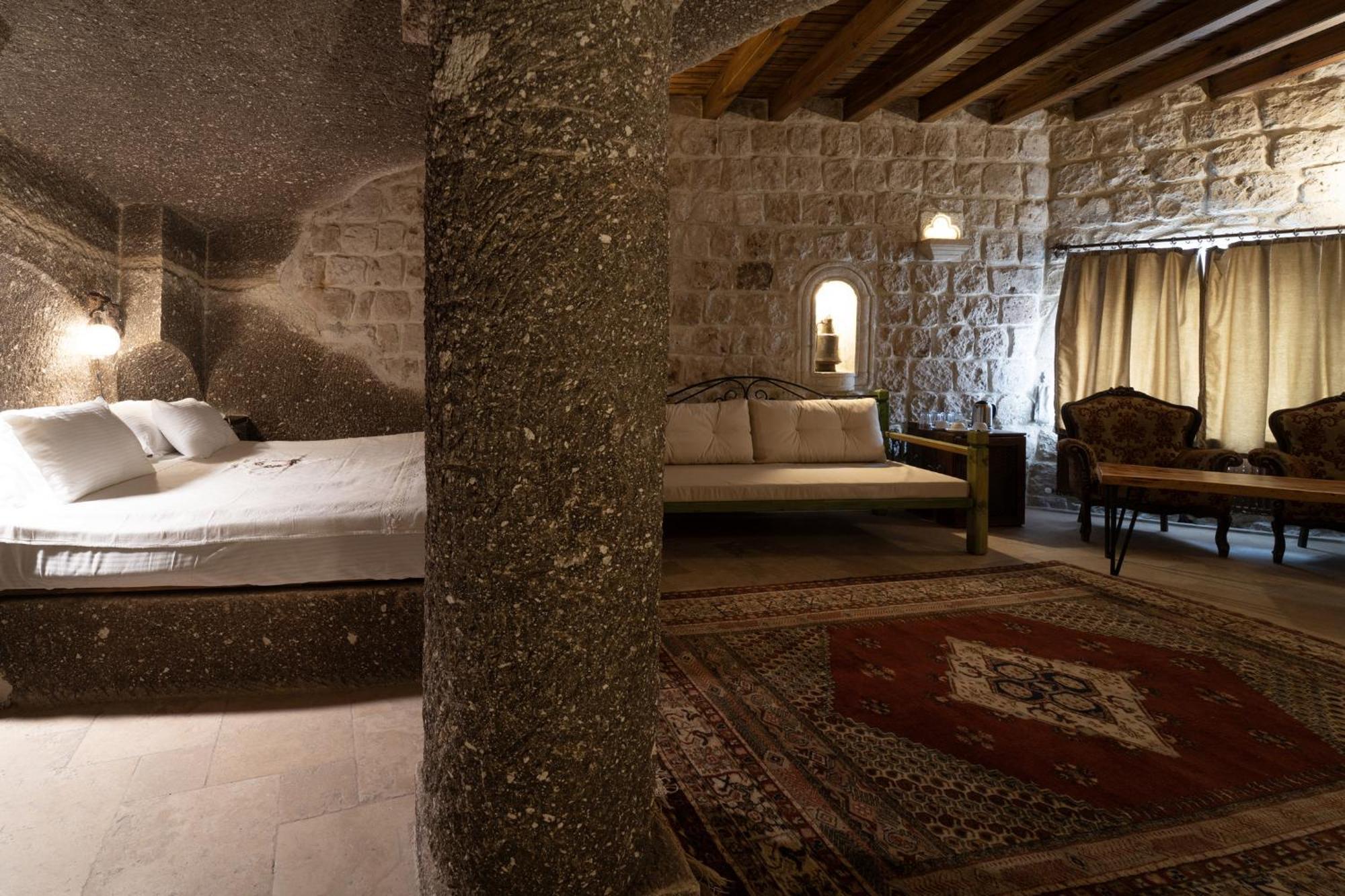 Grand Cave Suites Goreme Bagian luar foto