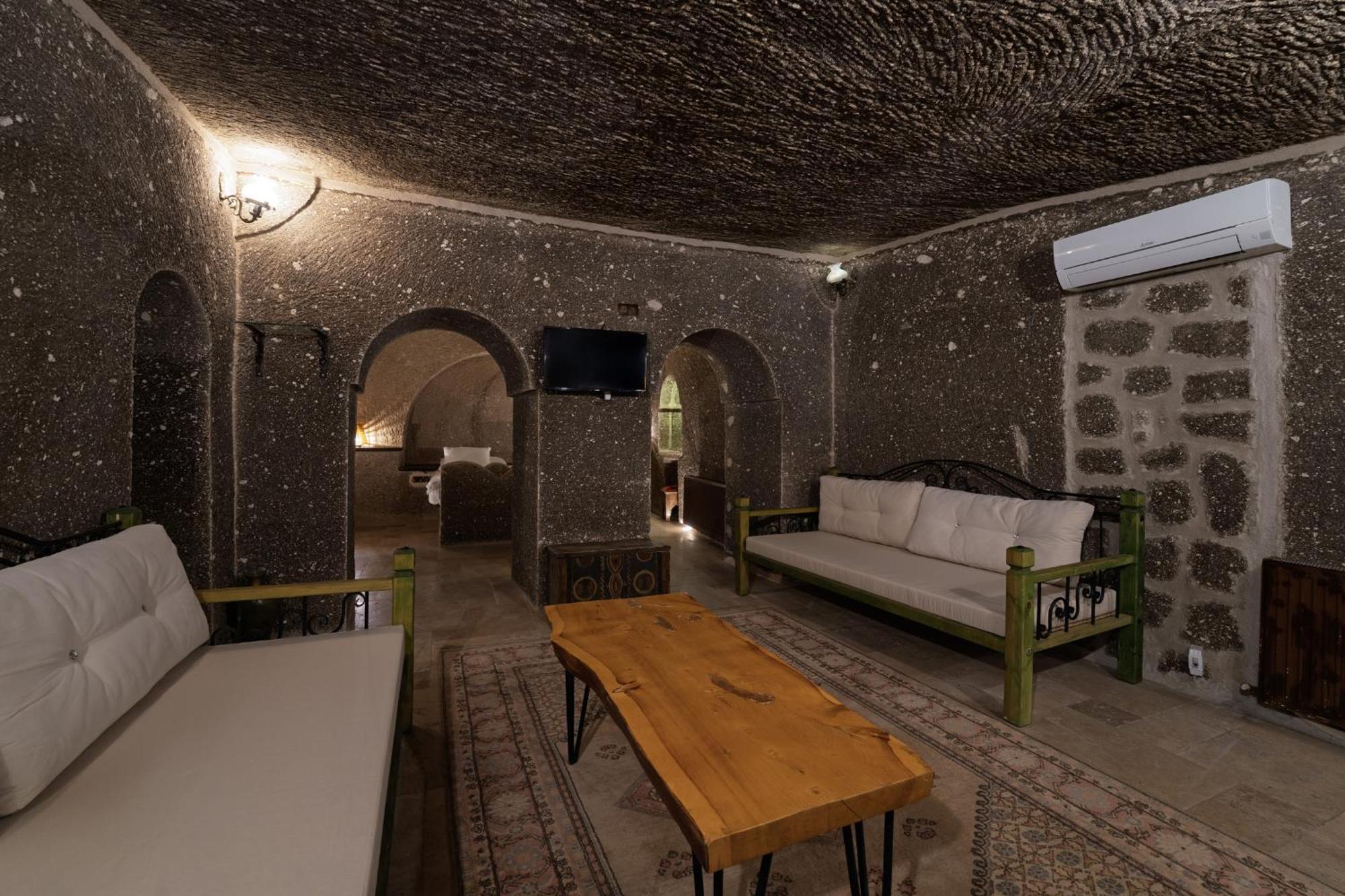 Grand Cave Suites Goreme Bagian luar foto