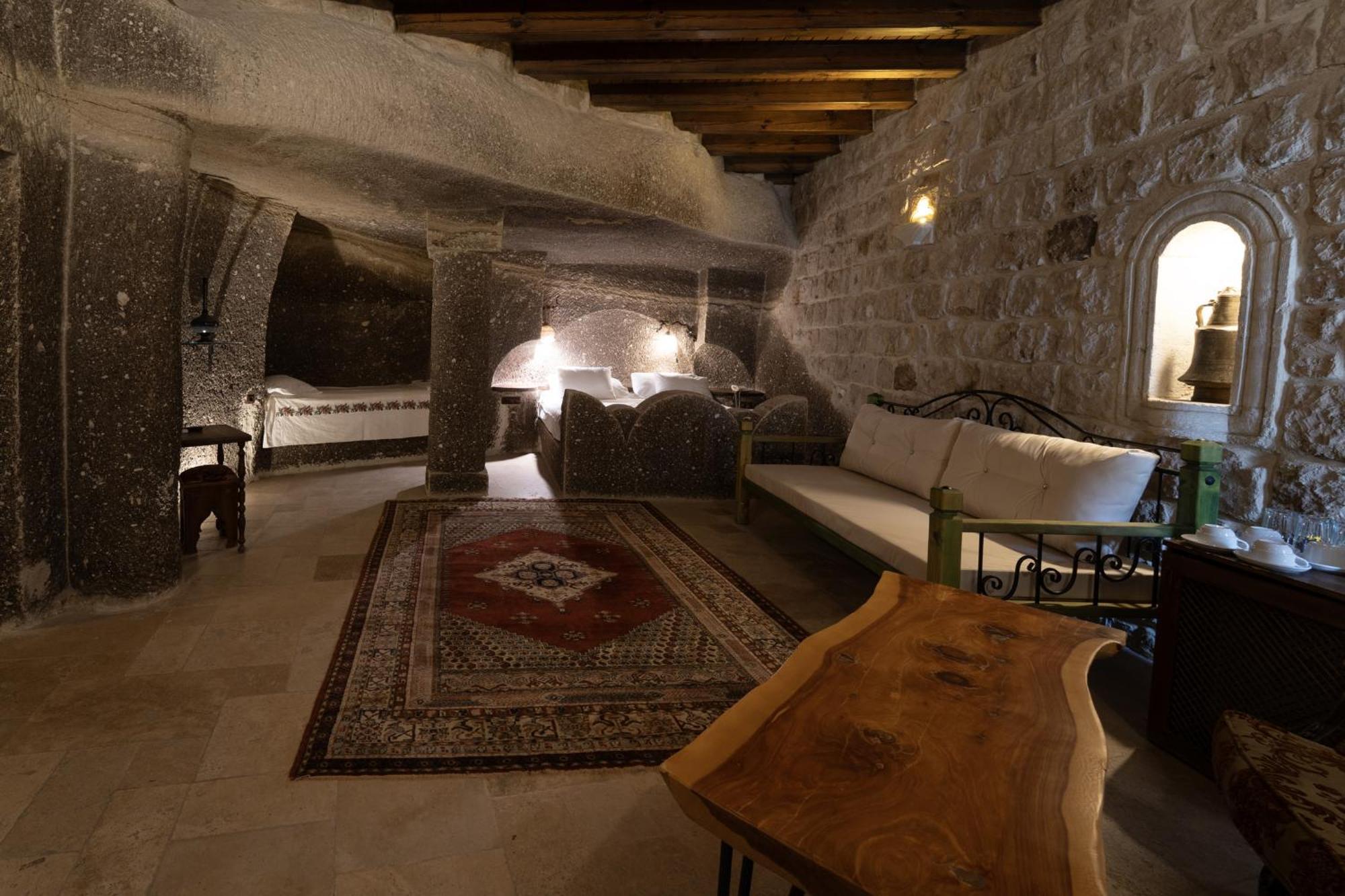Grand Cave Suites Goreme Bagian luar foto