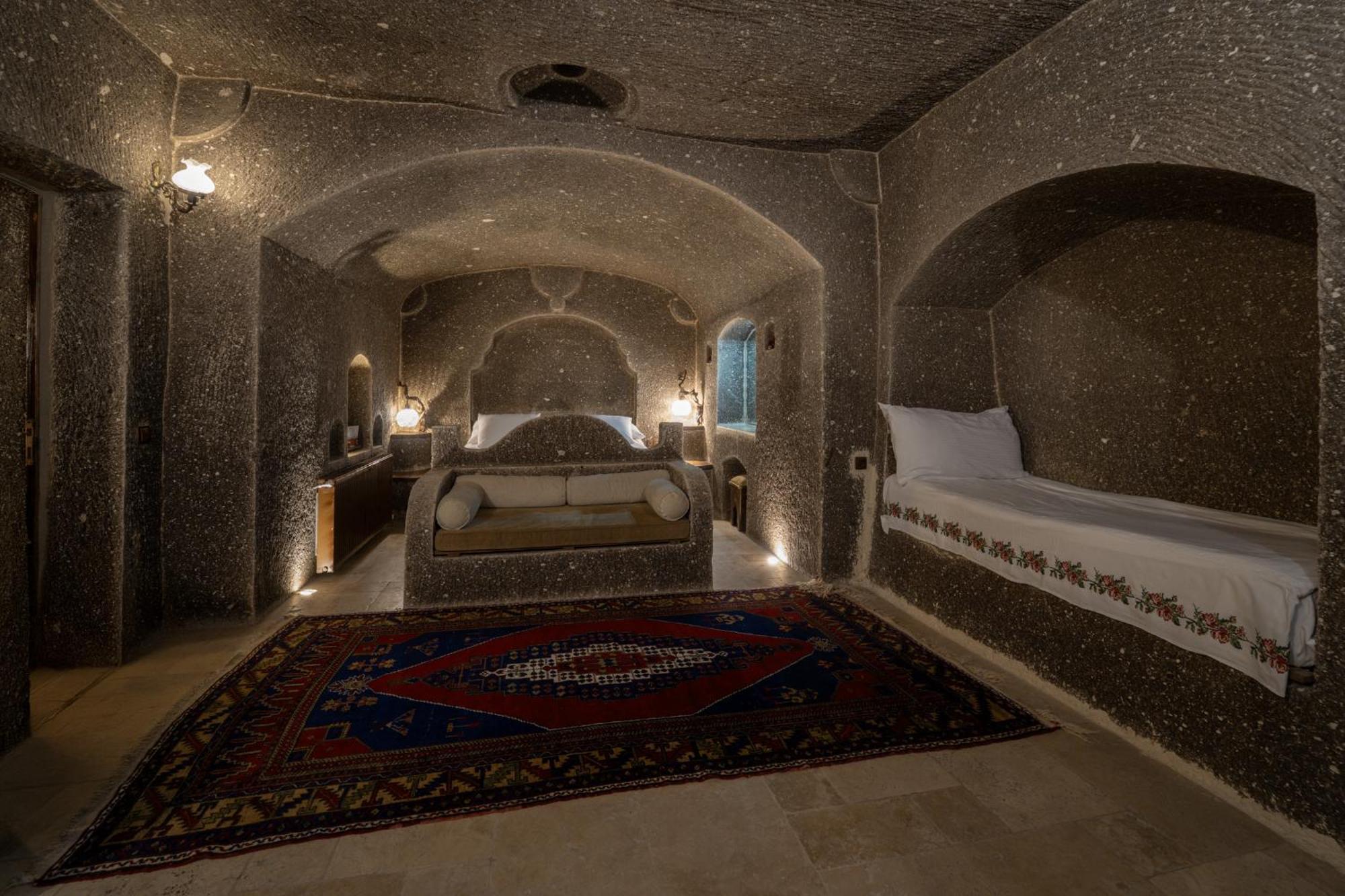 Grand Cave Suites Goreme Bagian luar foto