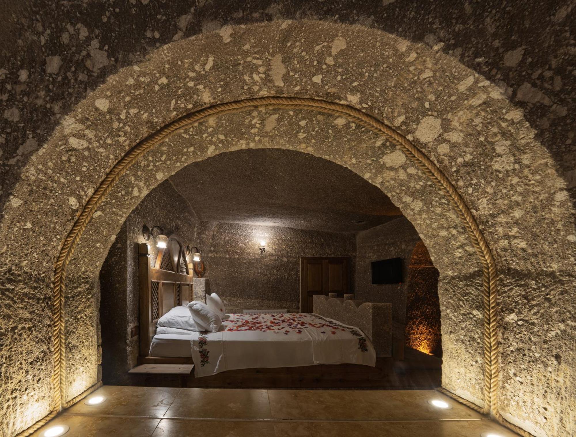 Grand Cave Suites Goreme Bagian luar foto