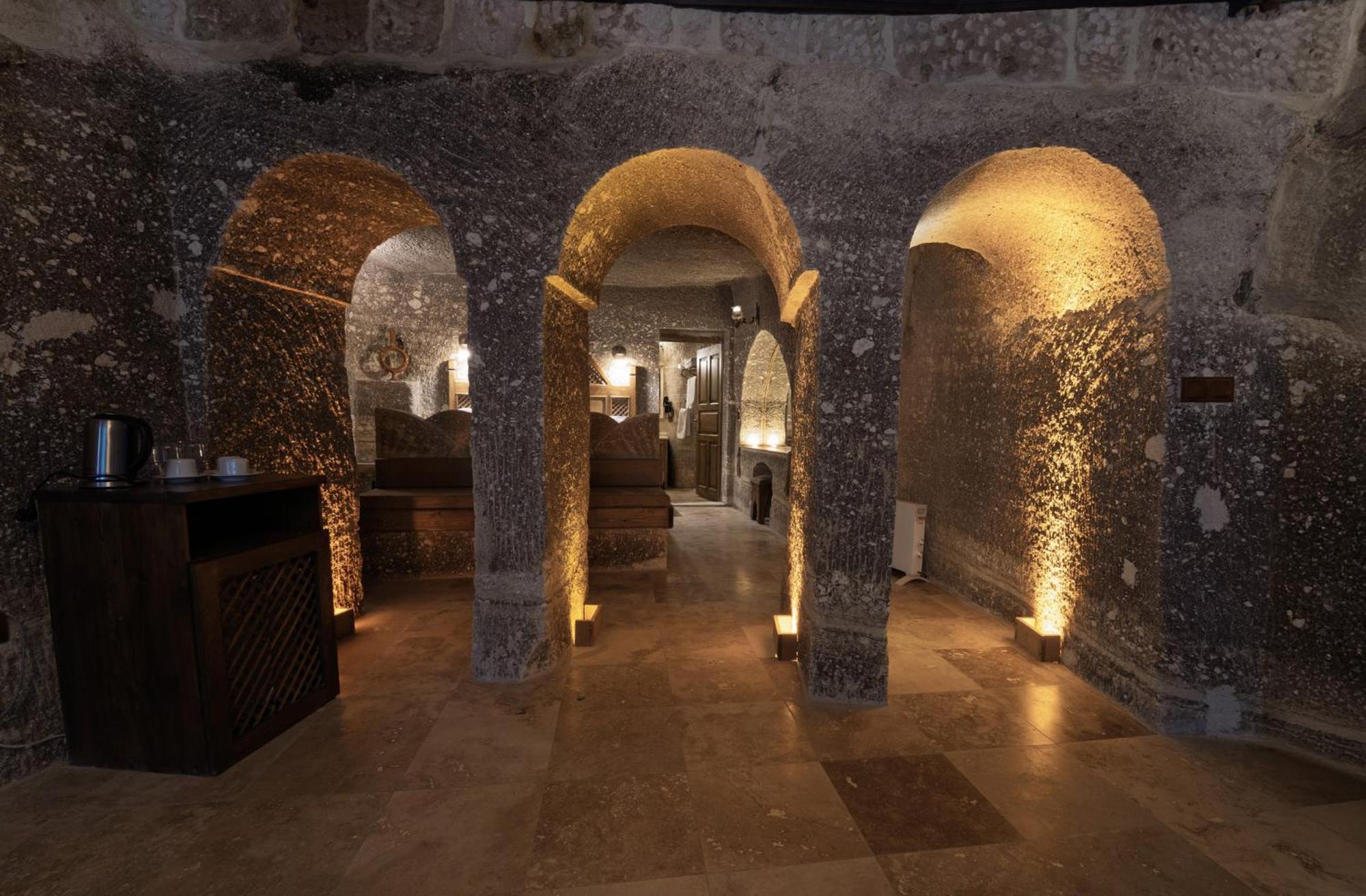 Grand Cave Suites Goreme Bagian luar foto