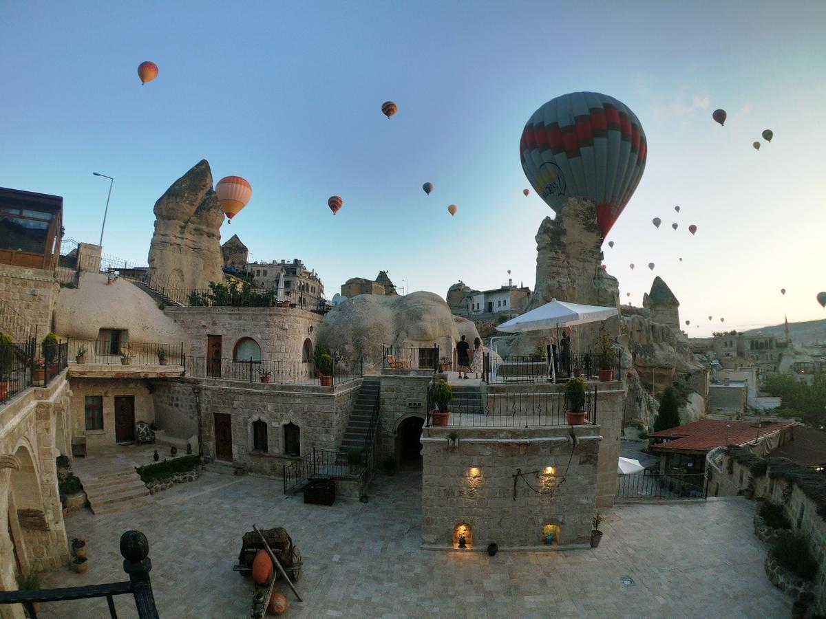 Grand Cave Suites Goreme Bagian luar foto